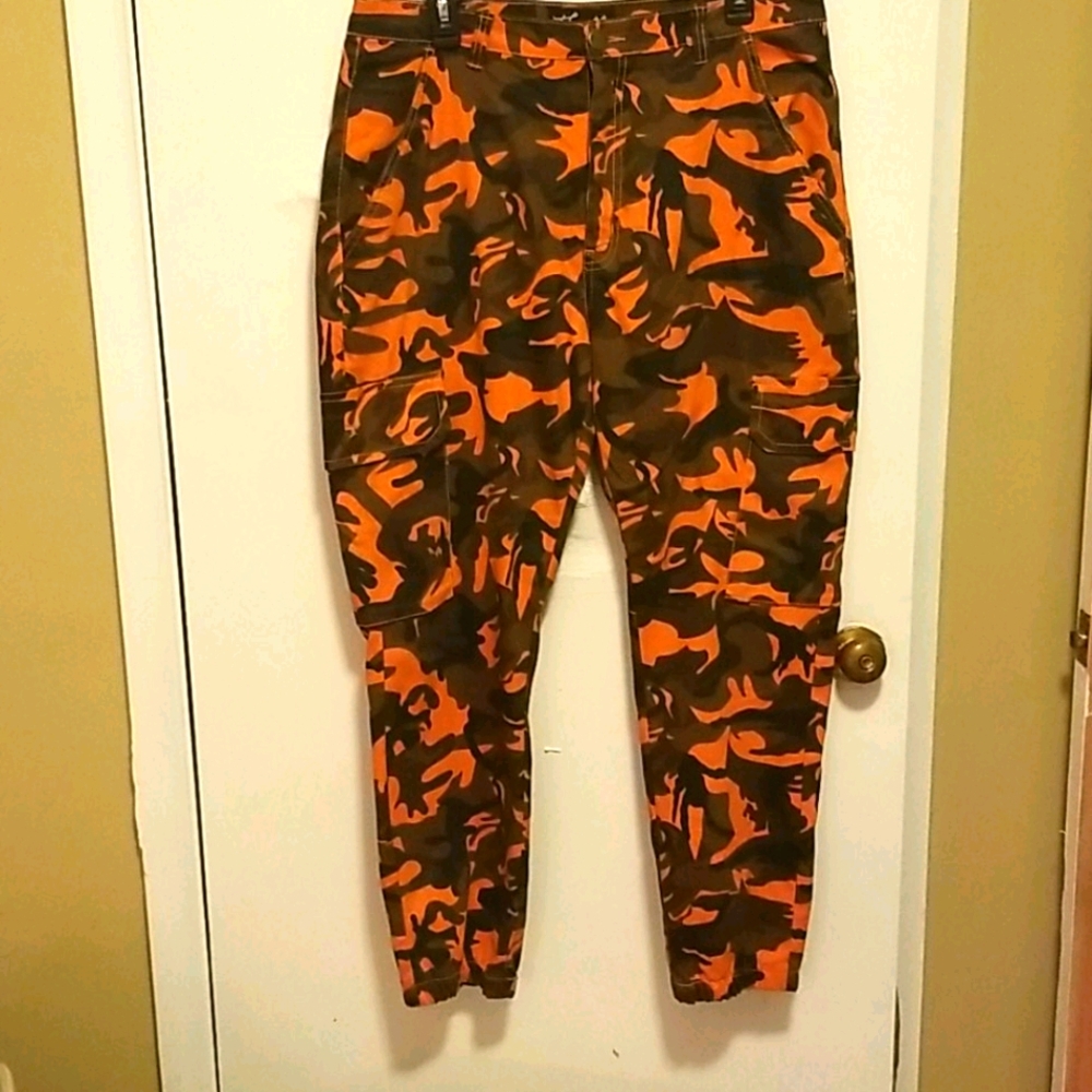 Camo Print Cargo Pant